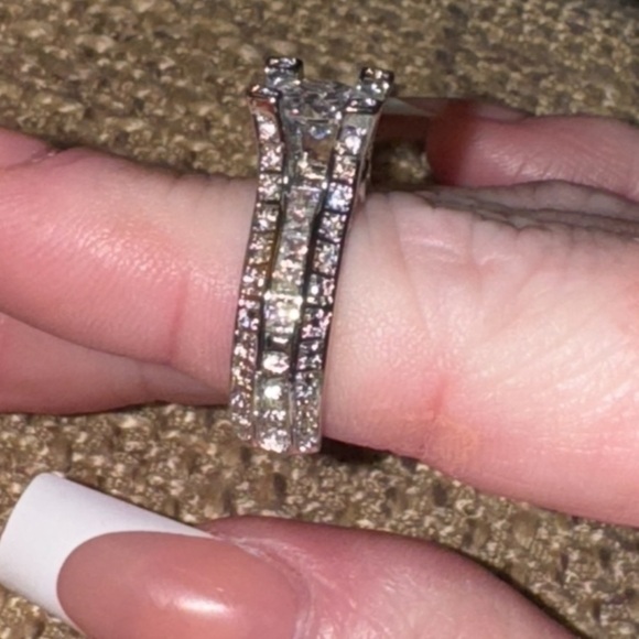 925 Sterling Silver Luxury  platinum-plated Zircon floating diamond size 7 - Picture 12 of 16